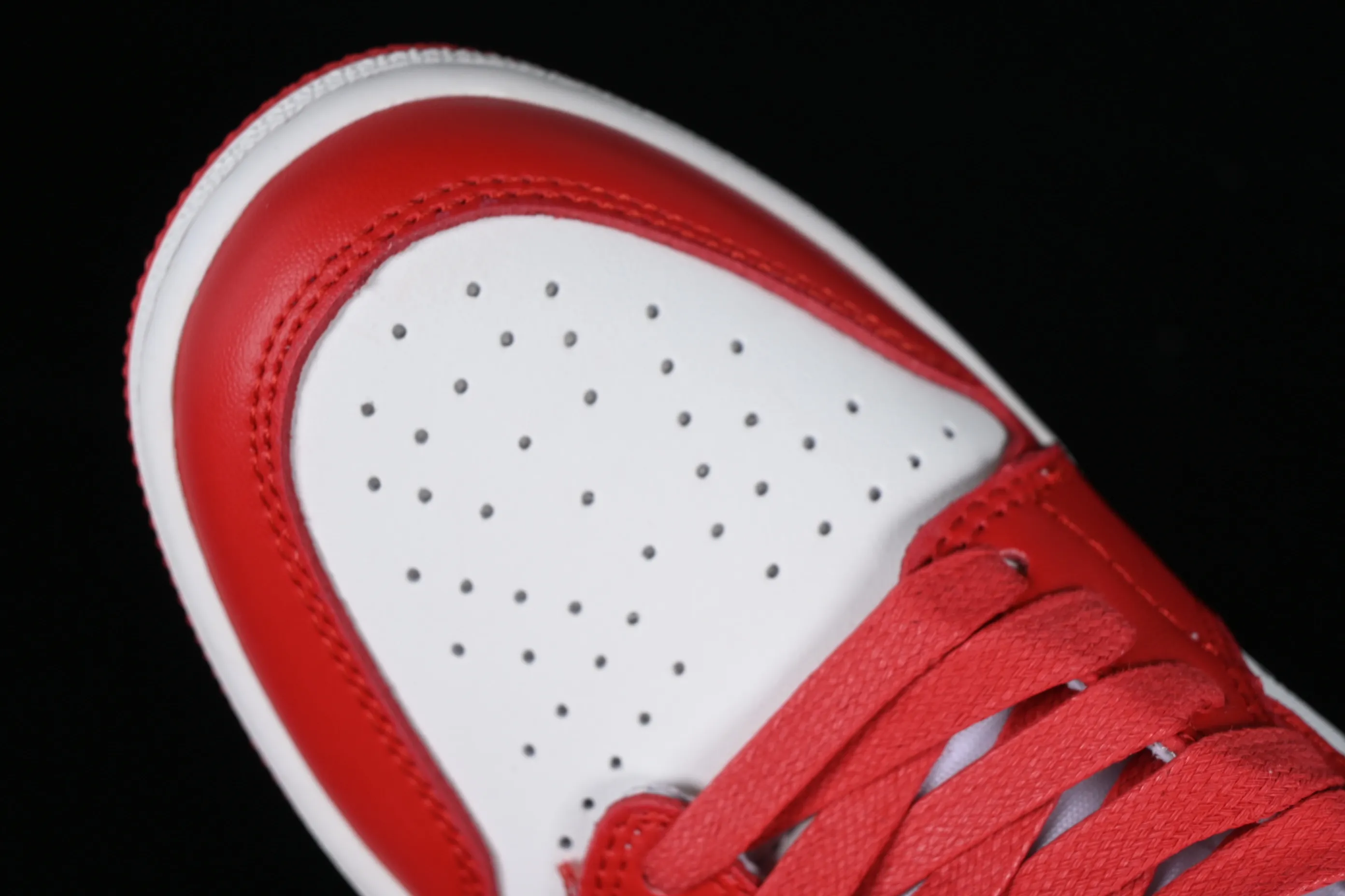 All categories Air Jordan Jordan series basketball shoes Air Jordan 1 Low Travis Scott x Air Jordan 1 Low OG AJ1 Joe 1 undercut low DM7890-103